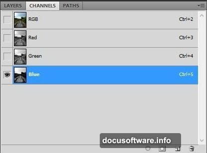 Click Layer Mask icon and sky disappears replaced by transparency instantly