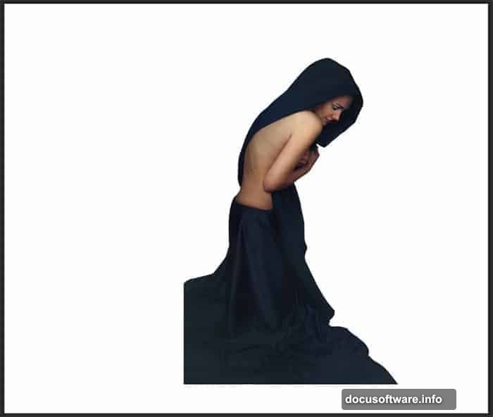 Free Transform scales subject properly within new Photoshop document canvas