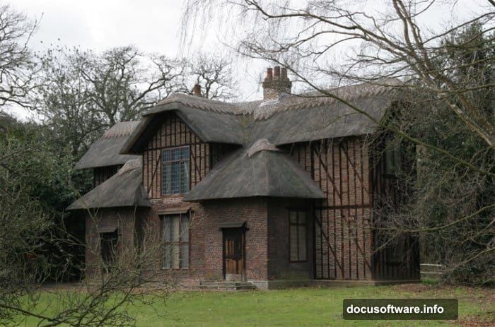 Remove distracting elements using Pen Tool and layer masking