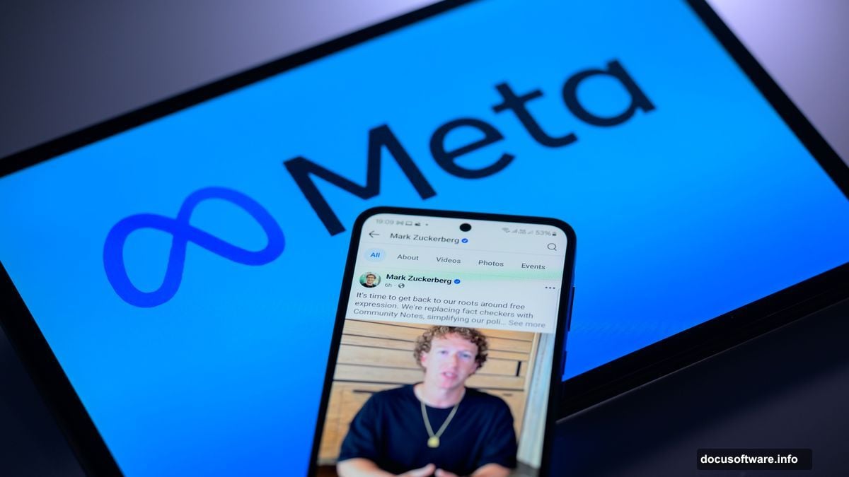 Four essentials framework: subject setting style mood for Firefly prompts
