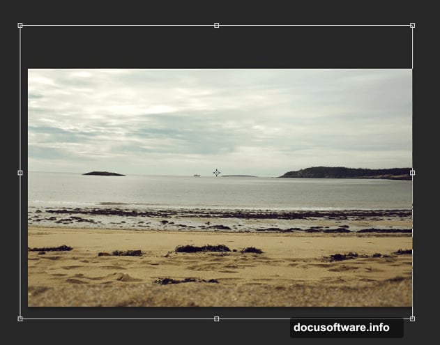 Smart Objects allow non-destructive scaling and warping in Photoshop